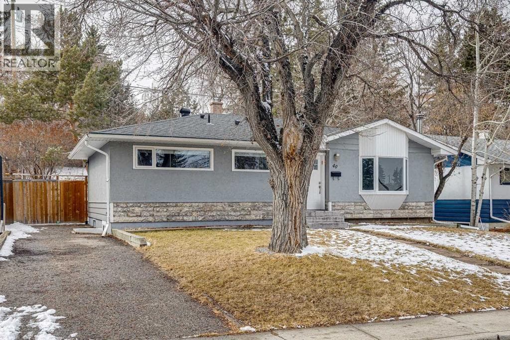 40 Henefer Road SW — photo 2