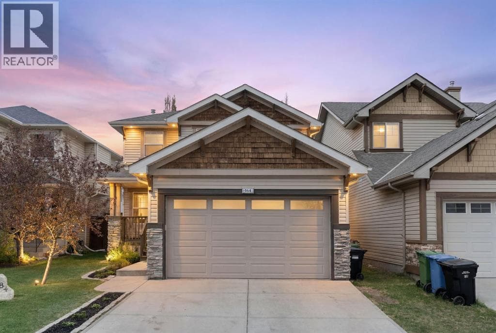 164 Royal Oak Heights NW