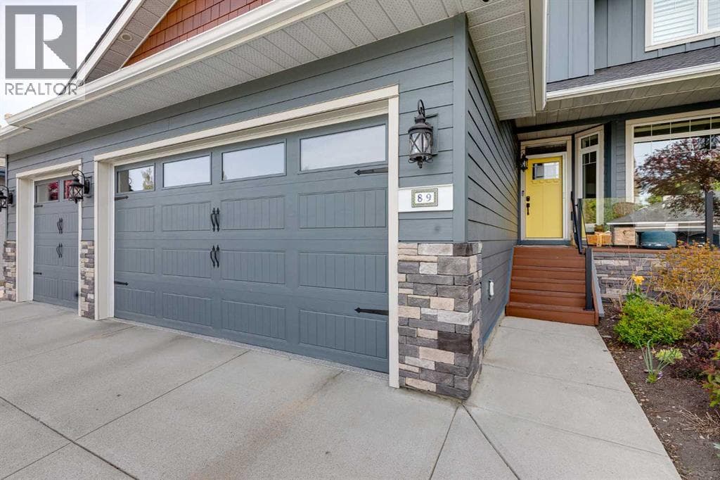 89 Douglasdale Crescent SE — photo 3