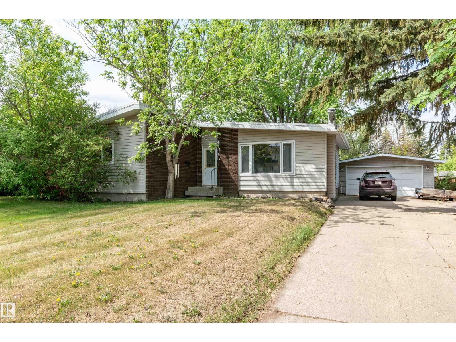 4 CRANE RD