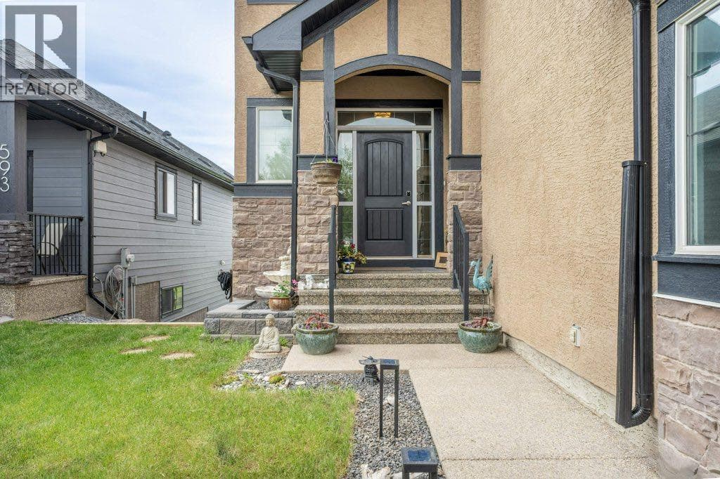 597 Muirfield Crescent — photo 4