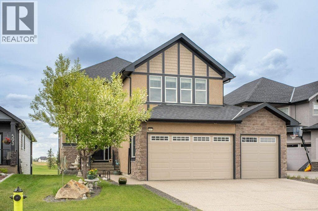 597 Muirfield Crescent — photo 2