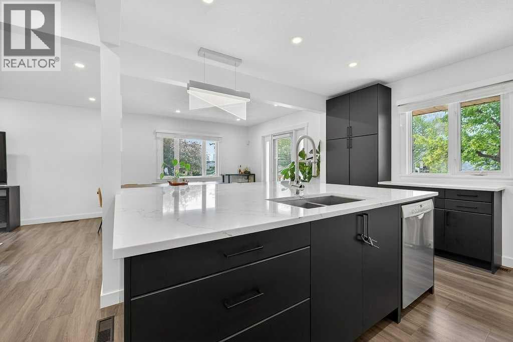 2203 9 Avenue NW — photo 4