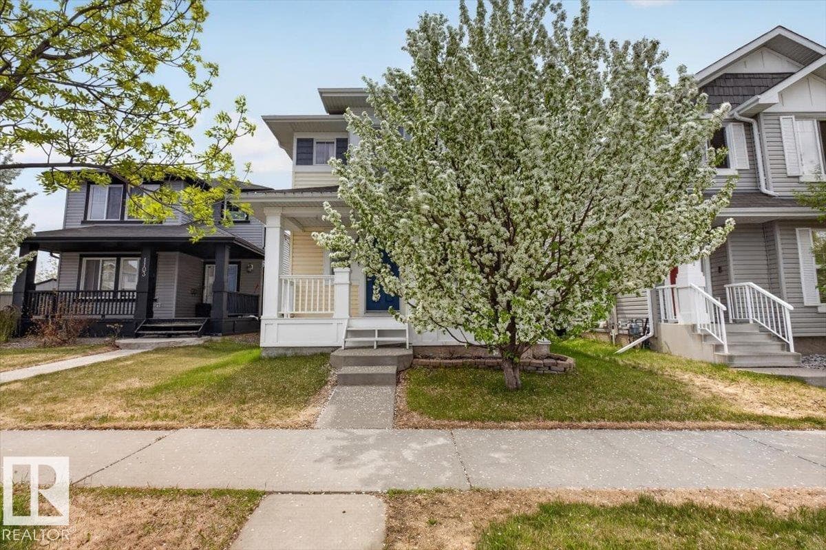1107 35 AV NW — photo 2
