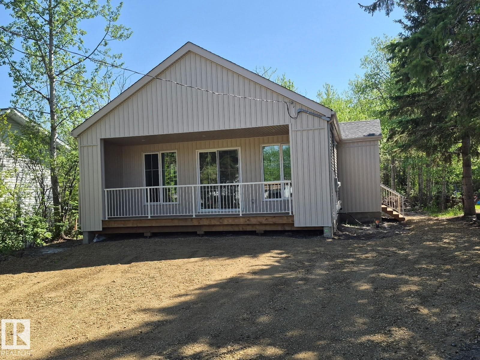 #129 51551 RGE ROAD 212A