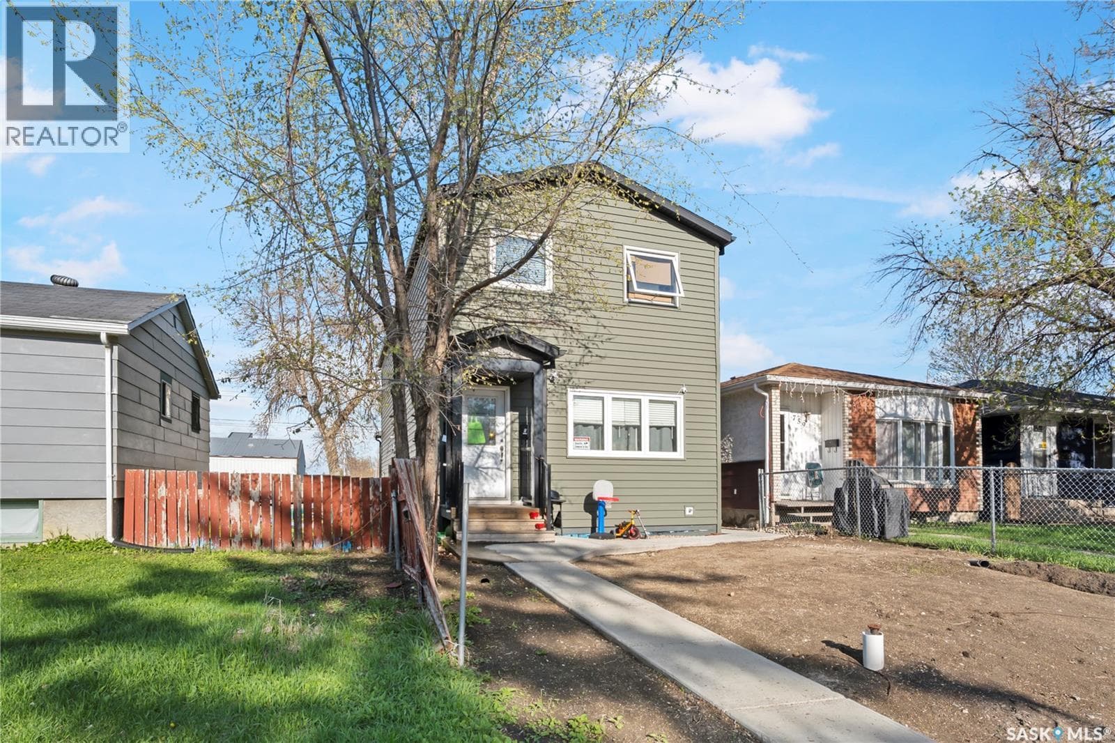 753 Rae STREET — photo 3