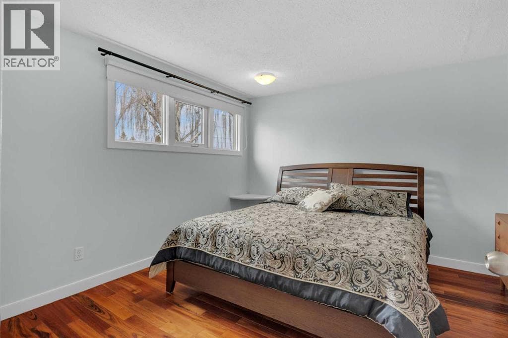 5934 41 StreetCrescent — photo 3