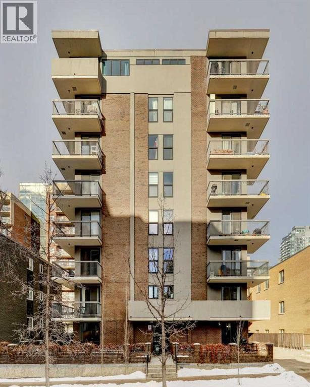 802, 616 15 Avenue SW — photo 2