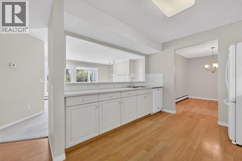 310, 9449 19 Street SW photo 8