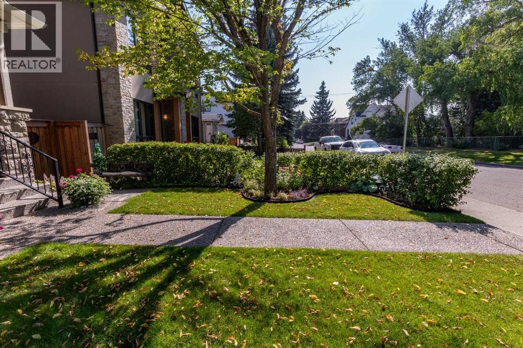2028 25a Street SW — photo 3