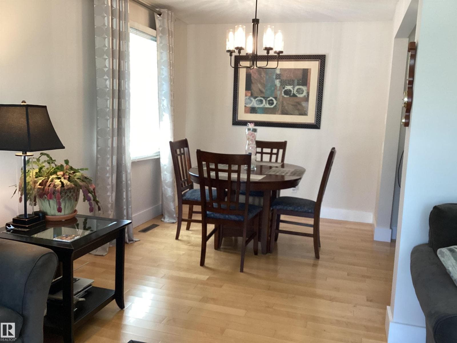 15627 83 AV NW — photo 4