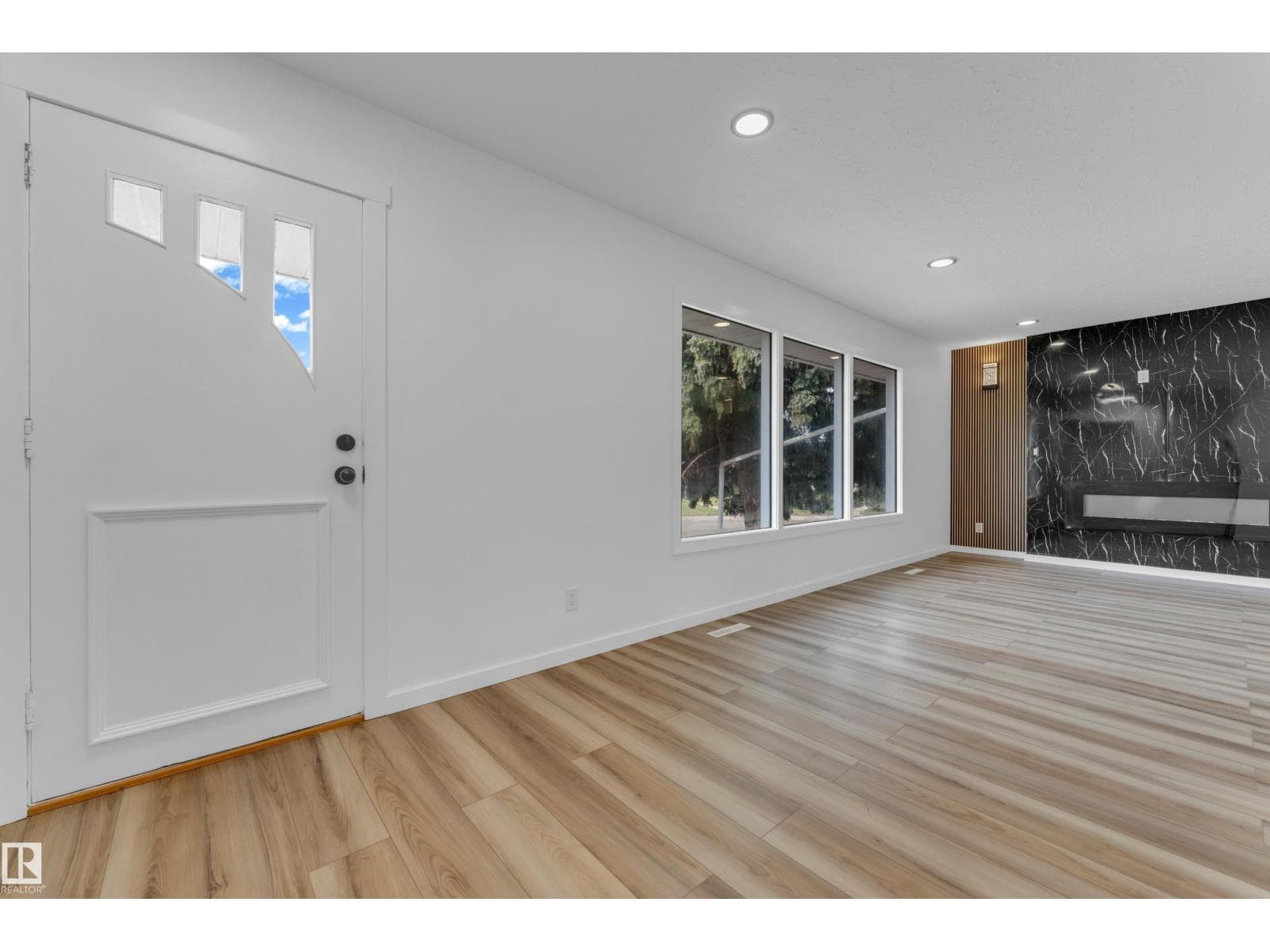 13116 128A AV NW — photo 2