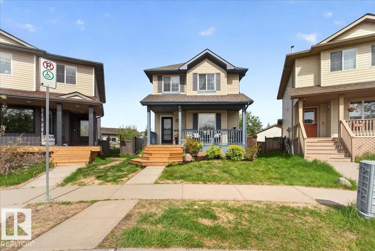 3934 160 AV NW — photo 2