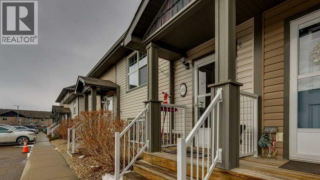 115 Redwood Boulevard — photo 3