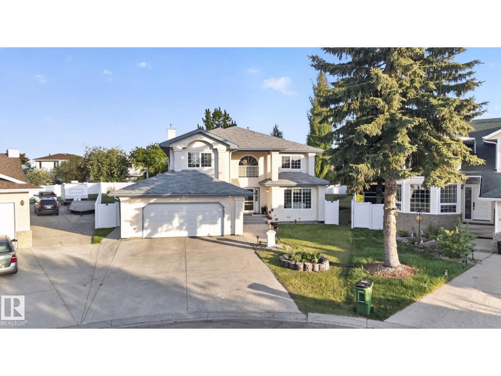 4615 43A AV NW — photo 3