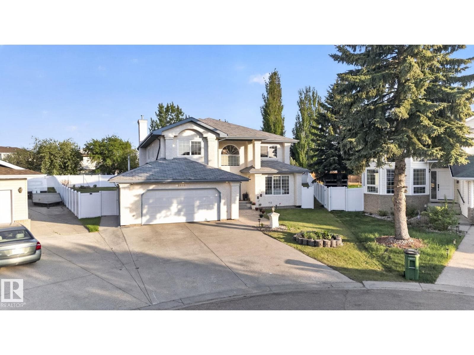 4615 43A AV NW — photo 2