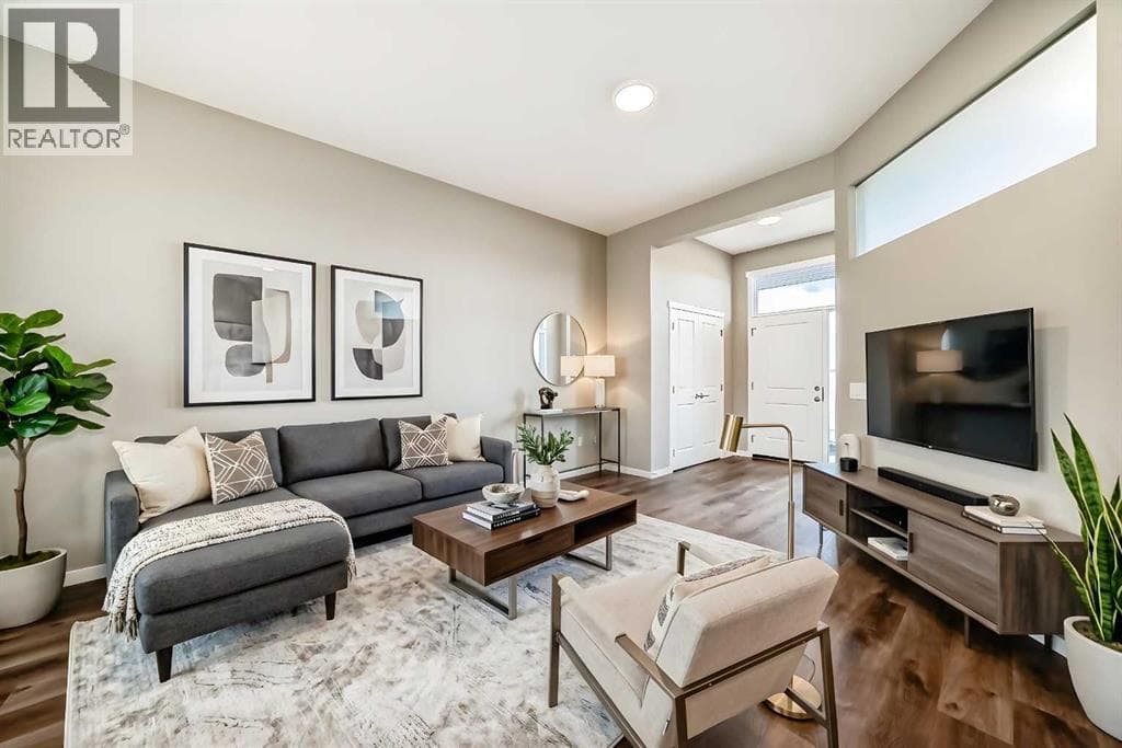 837 Marine Drive SE — photo 3