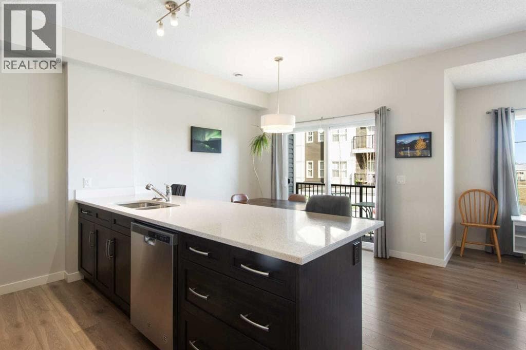 408, 250 Fireside View — photo 4