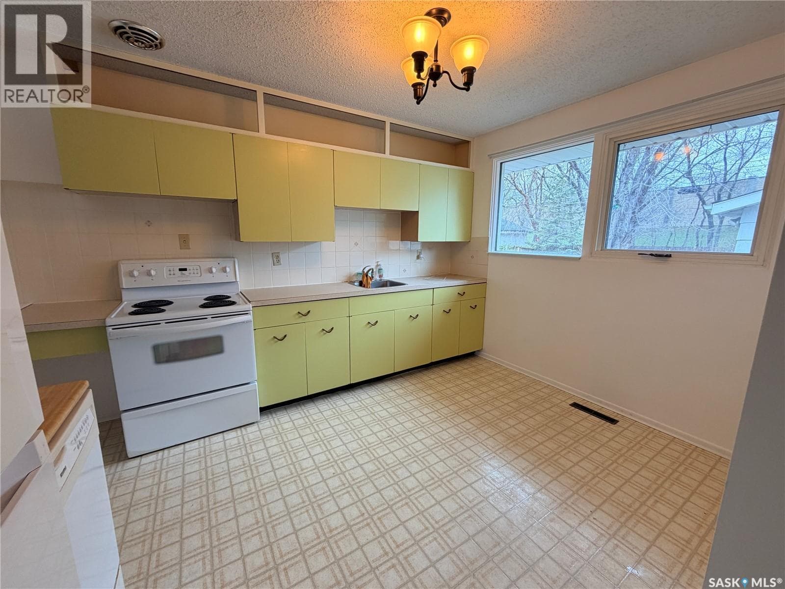 70 Lindsay DRIVE — photo 5