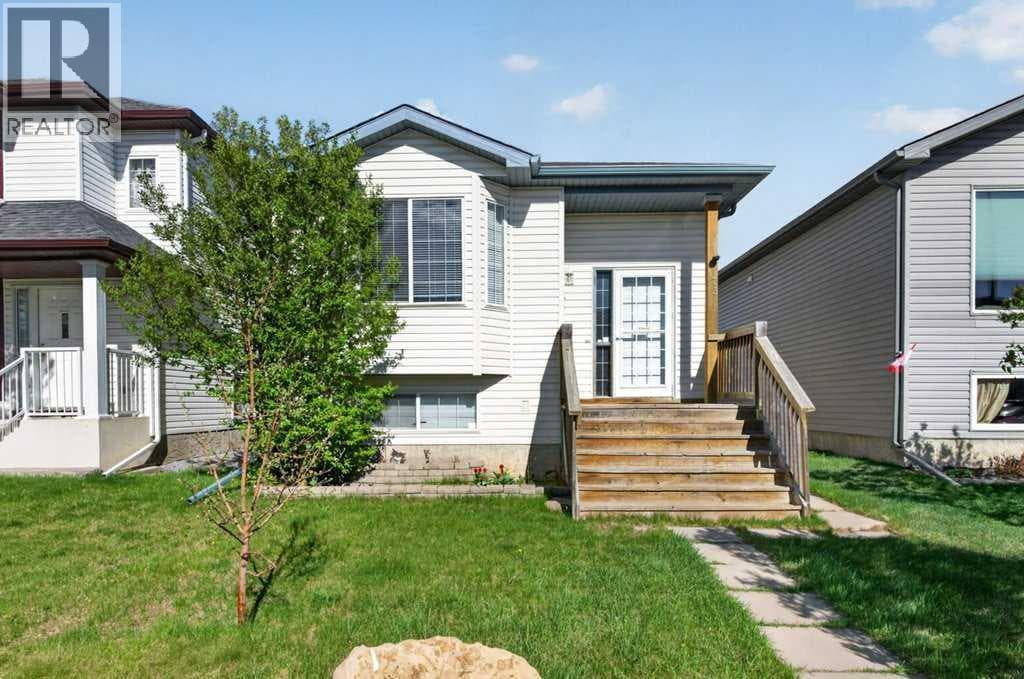 173 Martin Crossing Crescent NE
