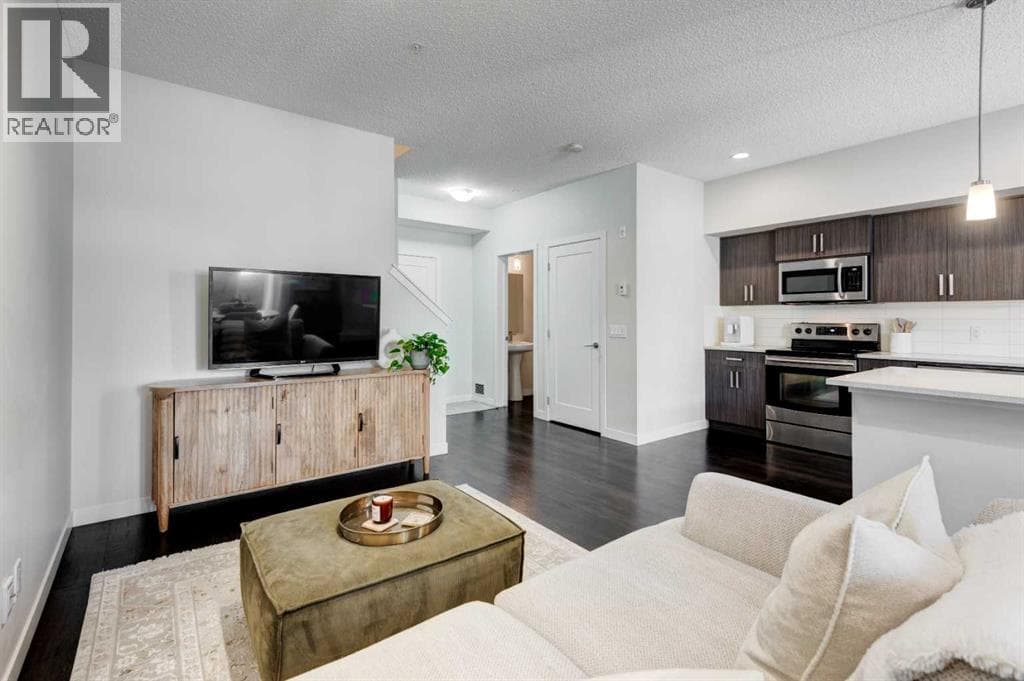 214, 7 Westpark Common SW — photo 3