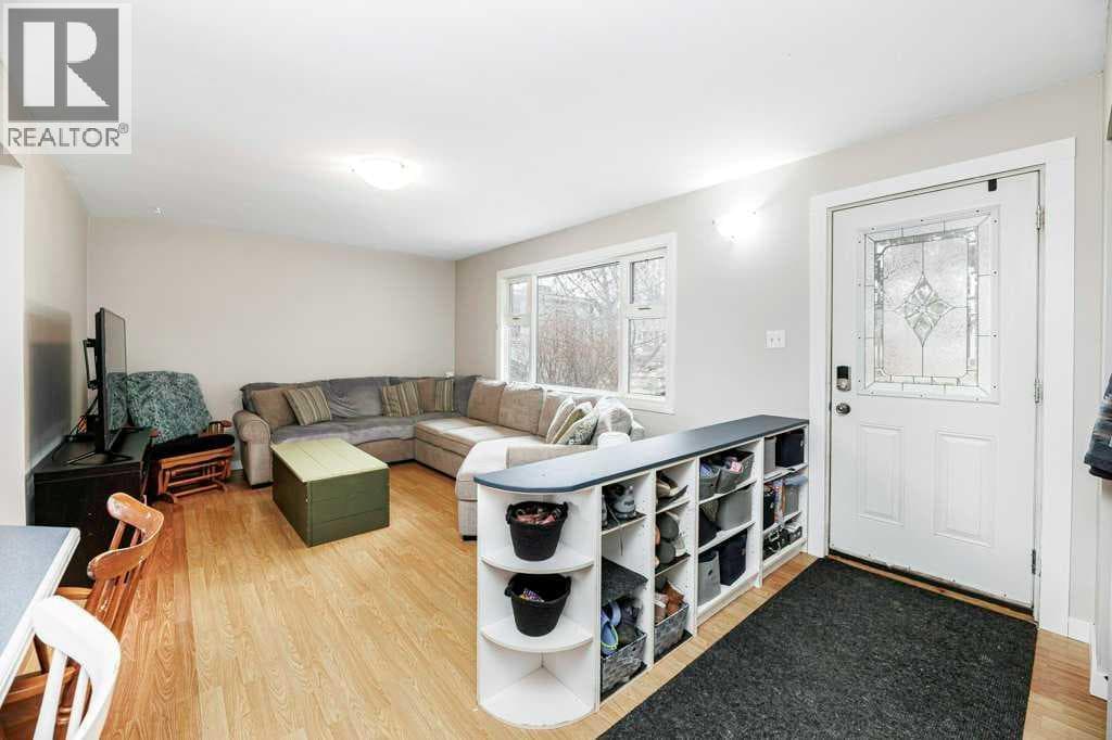 5209 Wilson Street — photo 5