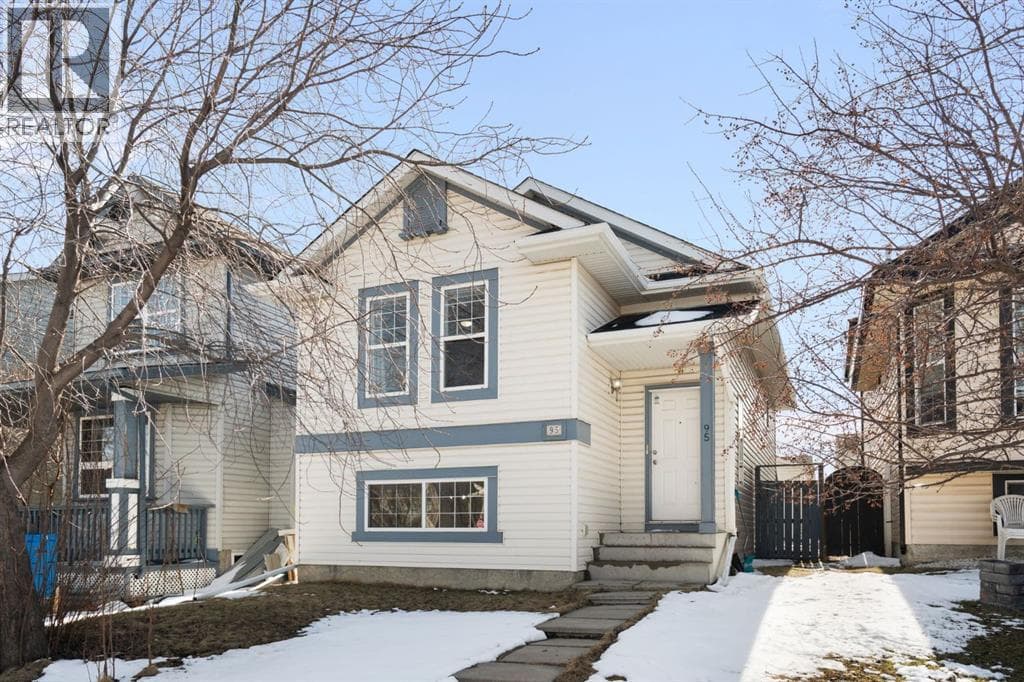 95 Coventry Road NE — photo 3