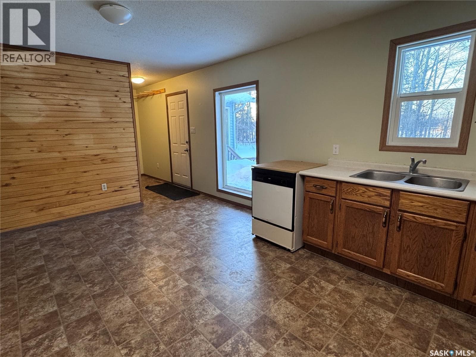 185 Vickers CRESCENT — photo 5
