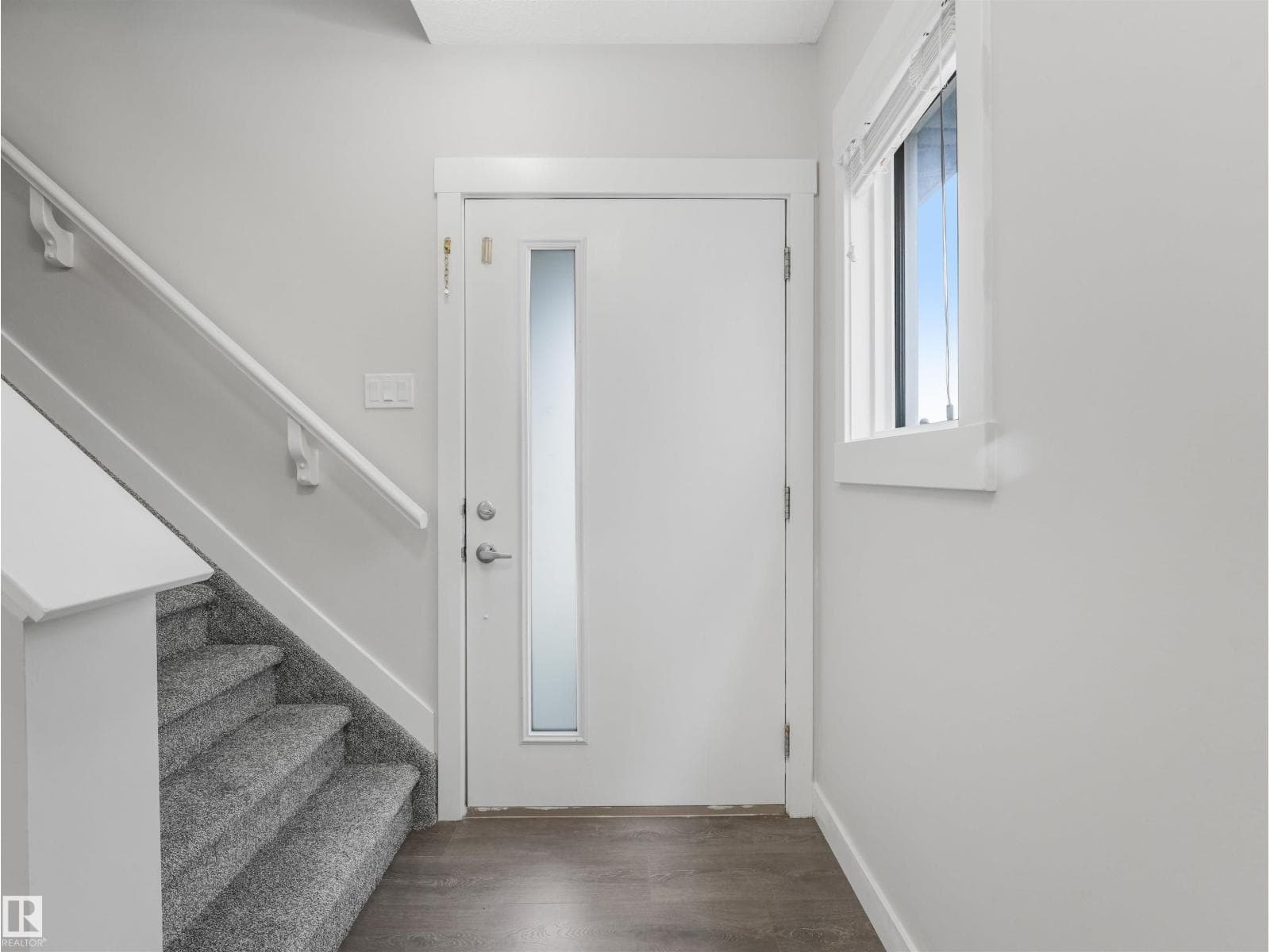20507 99 AV NW — photo 4