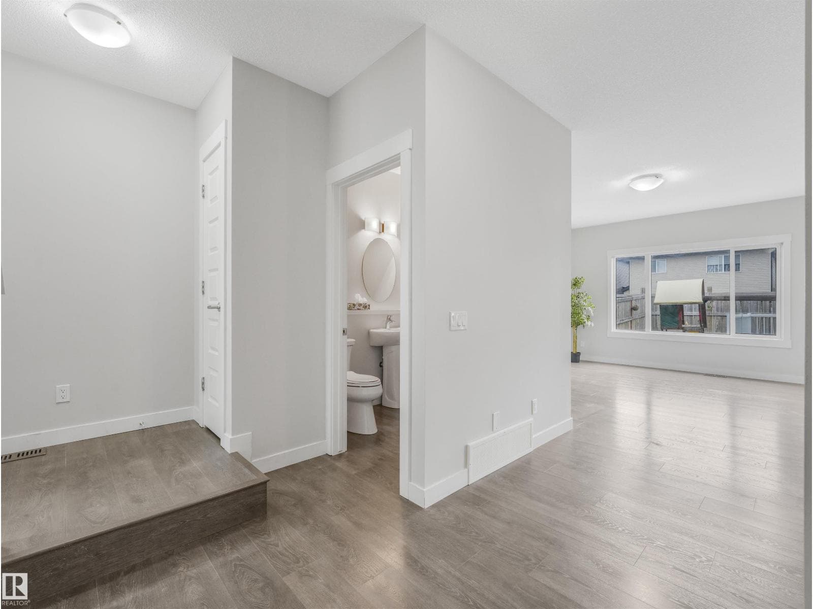 20507 99 AV NW — photo 5