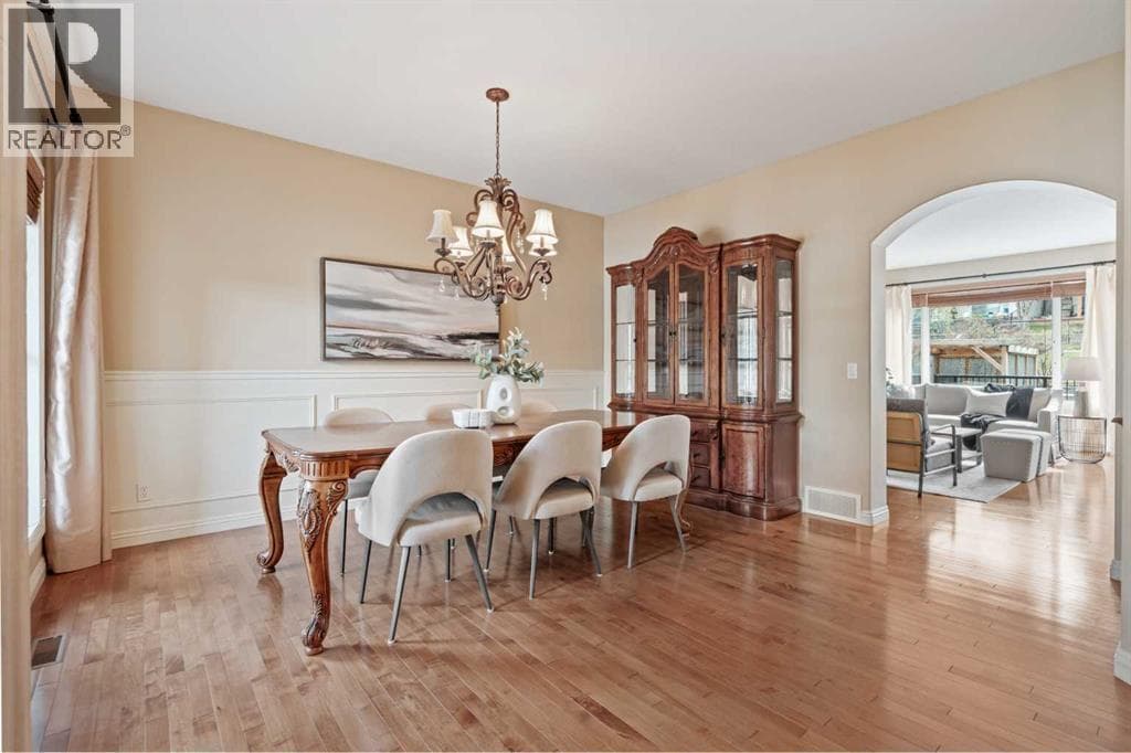 134 Panamount Rise NW — photo 4