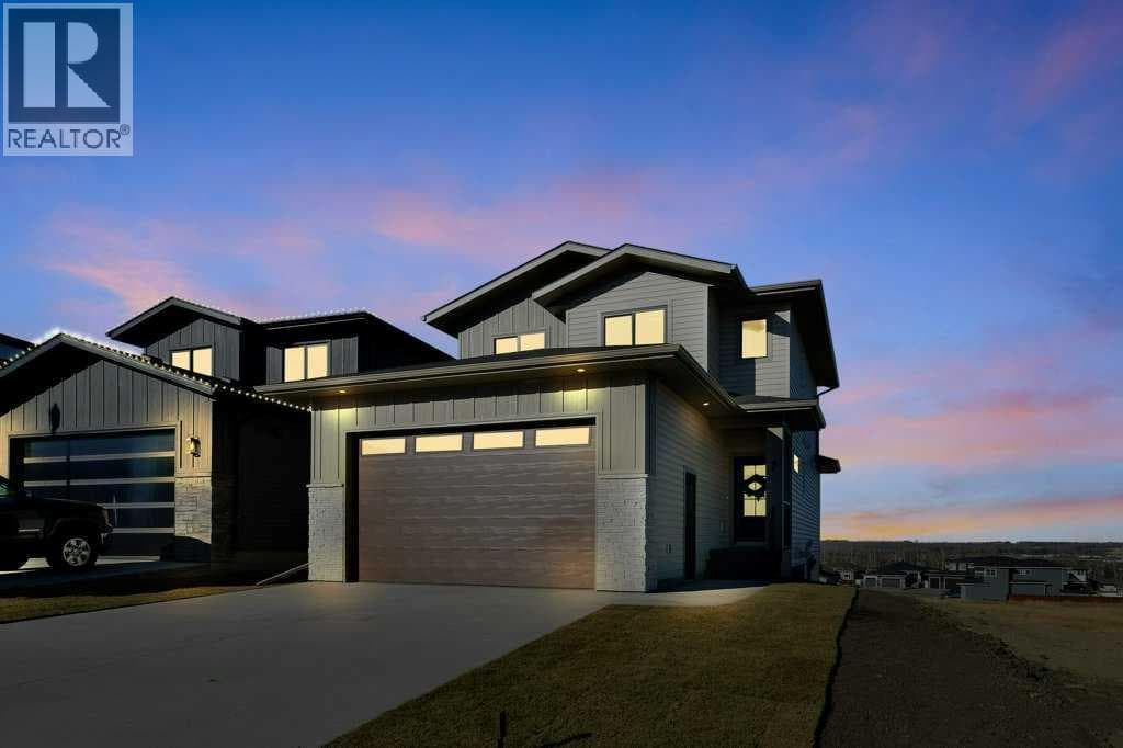 7 Vincent Gate