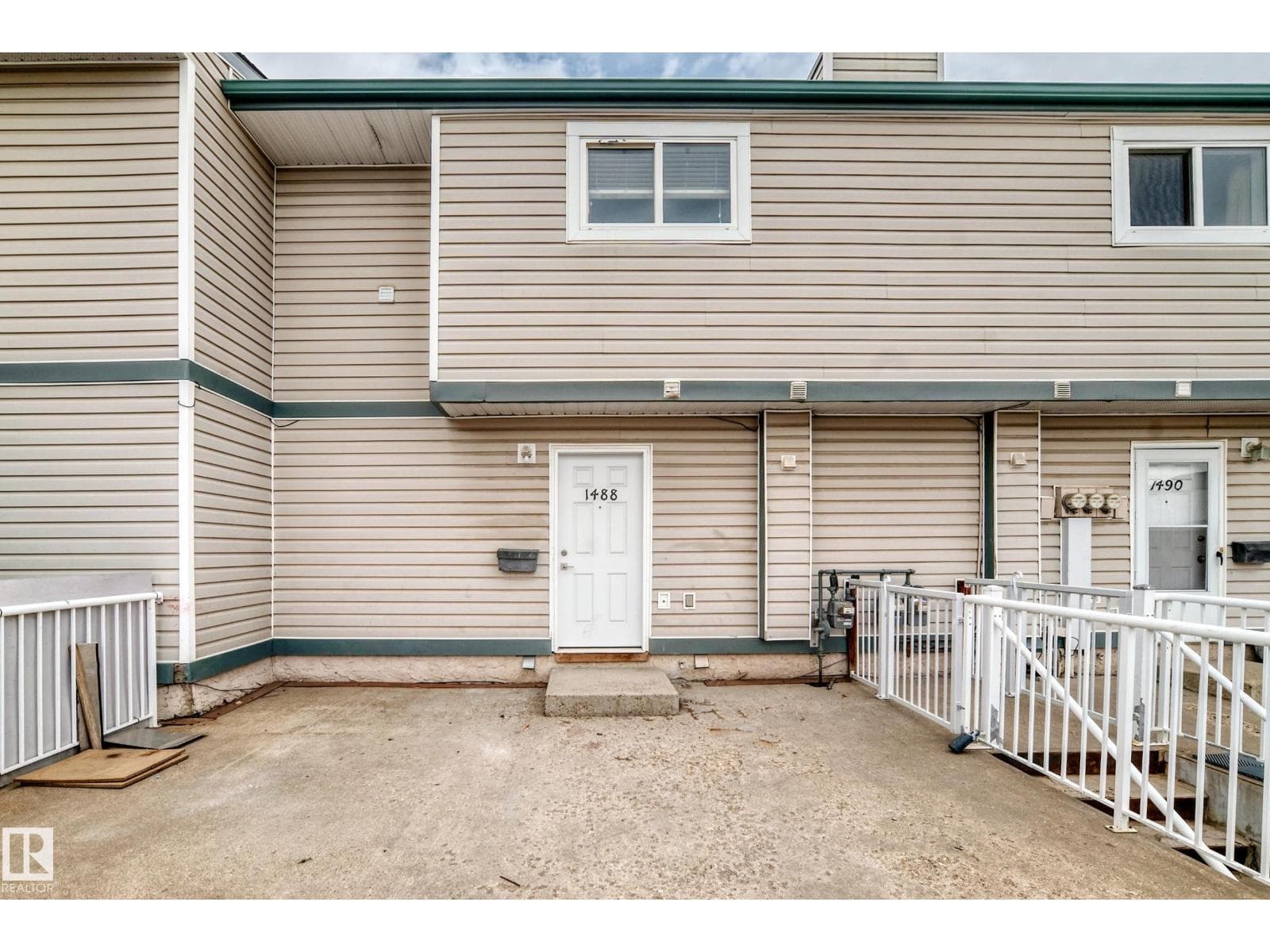 1488 LAKEWOOD RD W NW — photo 2