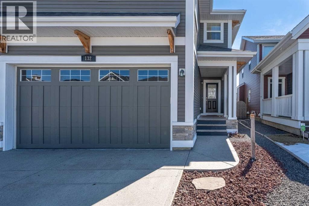 132 Auburn Springs Close SE — photo 3