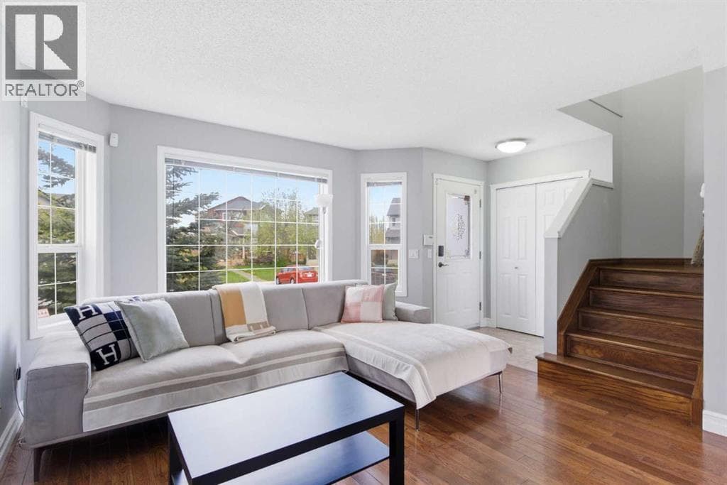 204 Citadel Bluff Close NW — photo 5