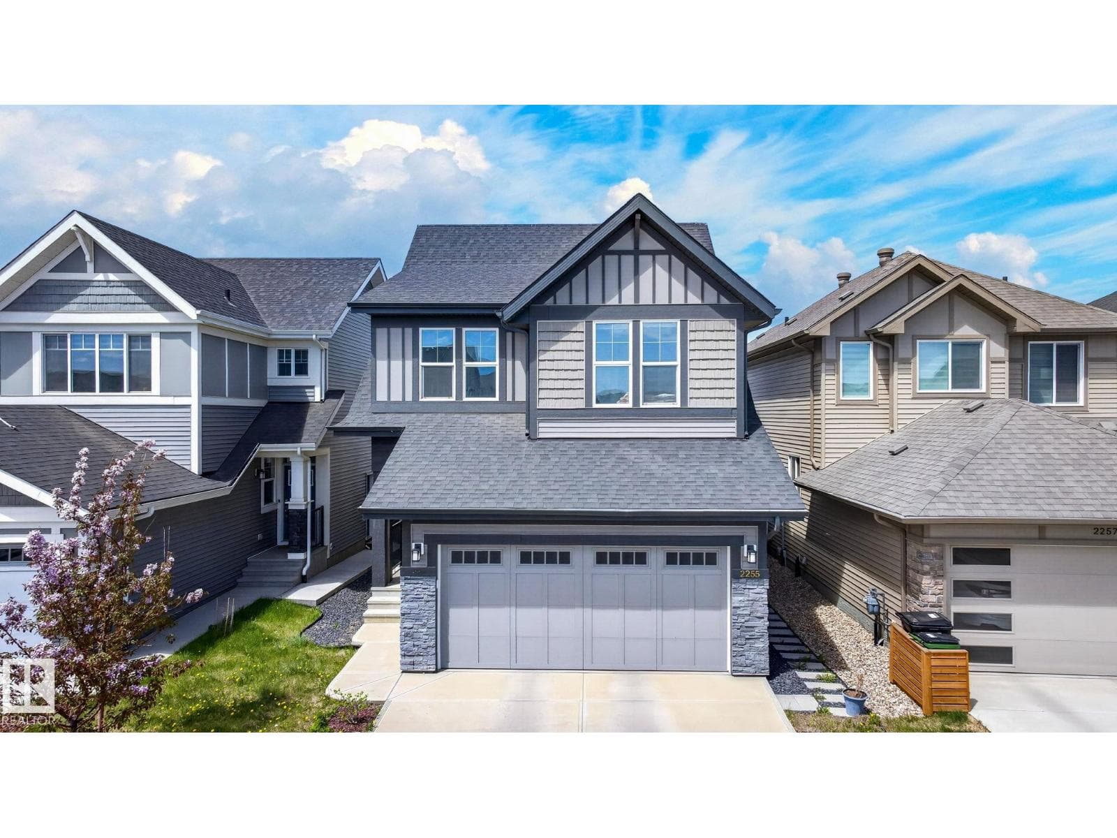 2255 DONAGHEY WY SW — photo 2