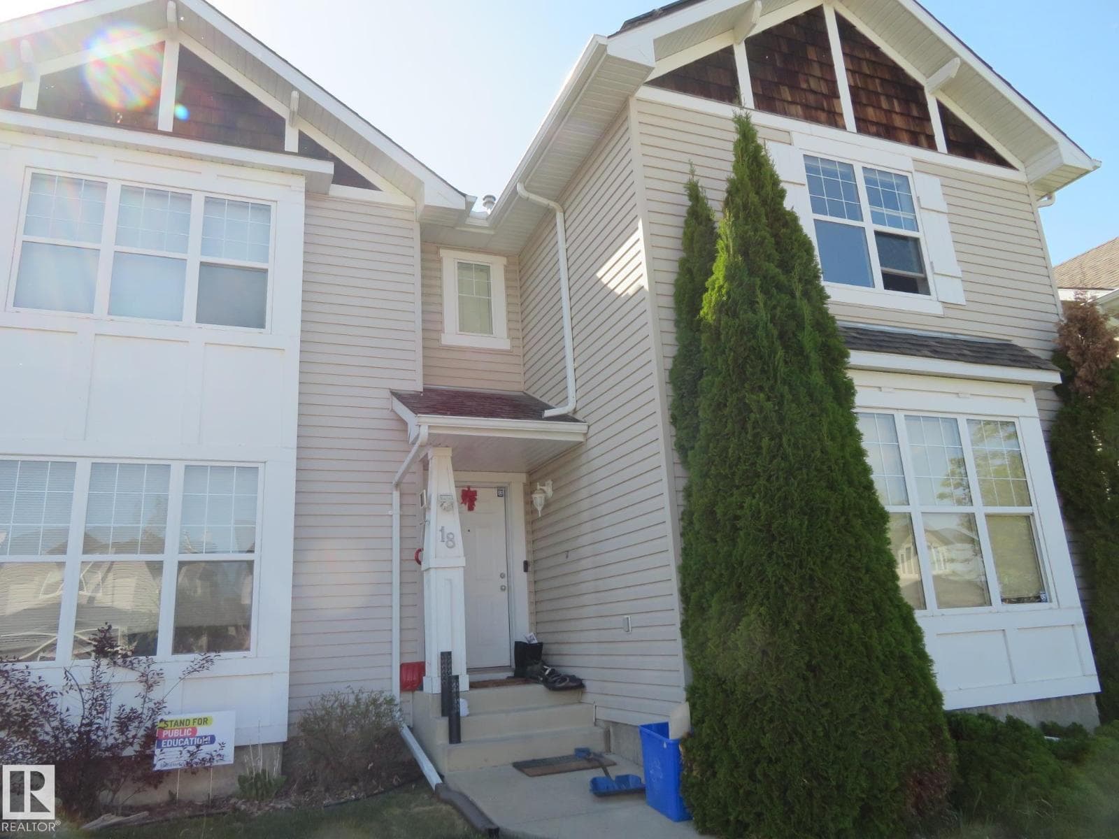 18 CONNOR LN — photo 2