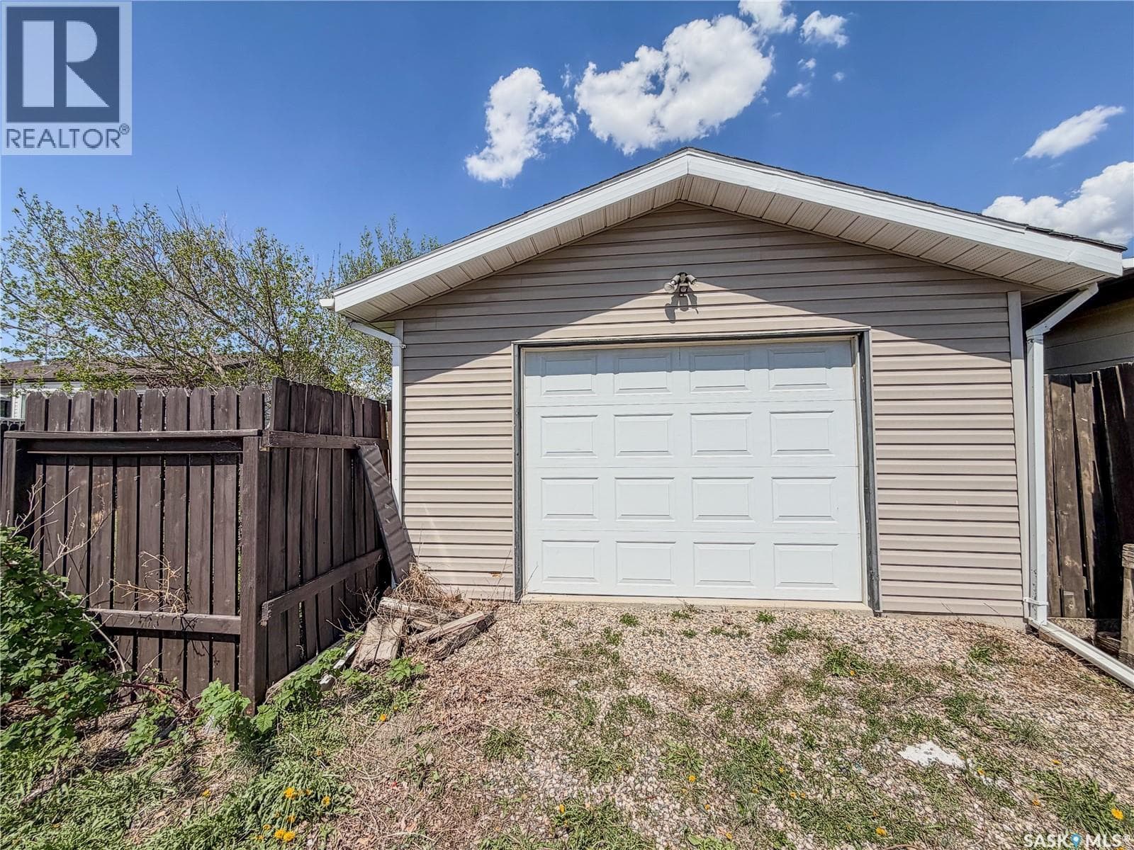 80 Morrison DRIVE — photo 2