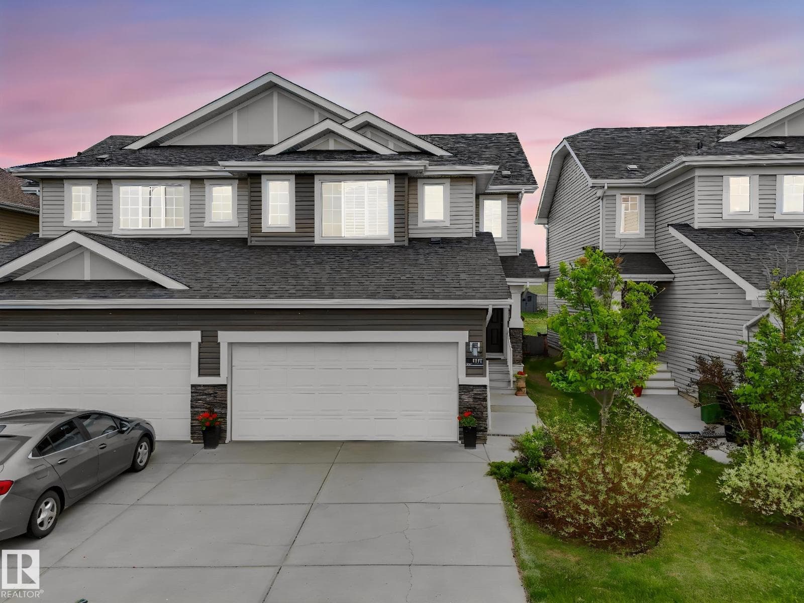 1277 STARLING DR NW