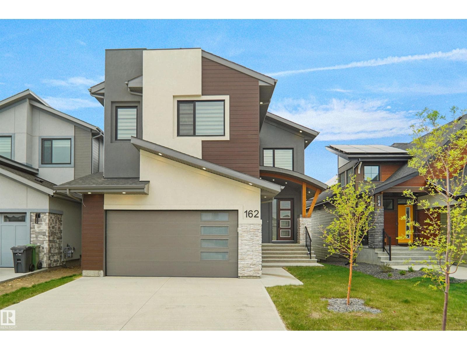 162 EDGEWATER CI