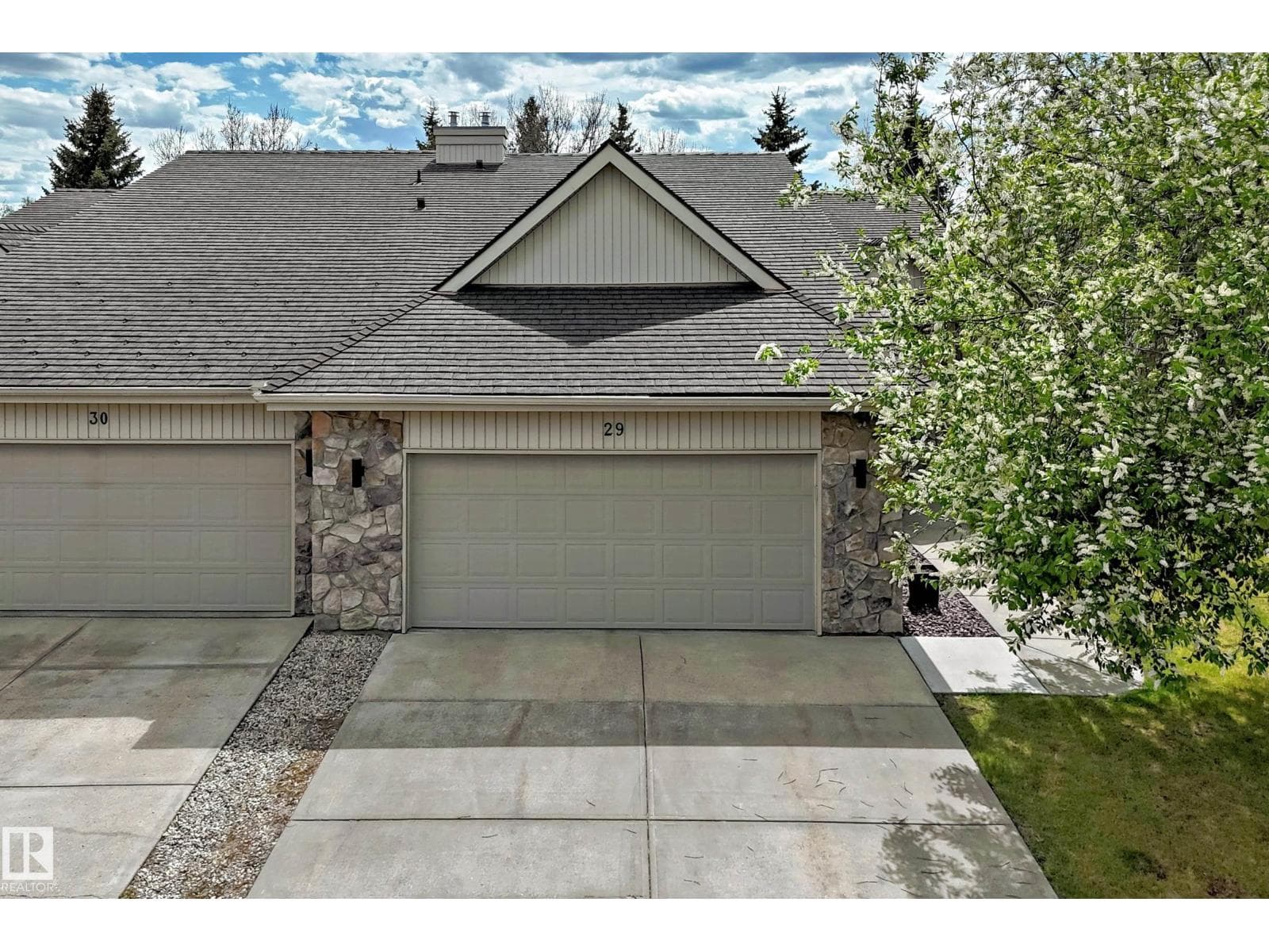 #29 929 Picard DR NW