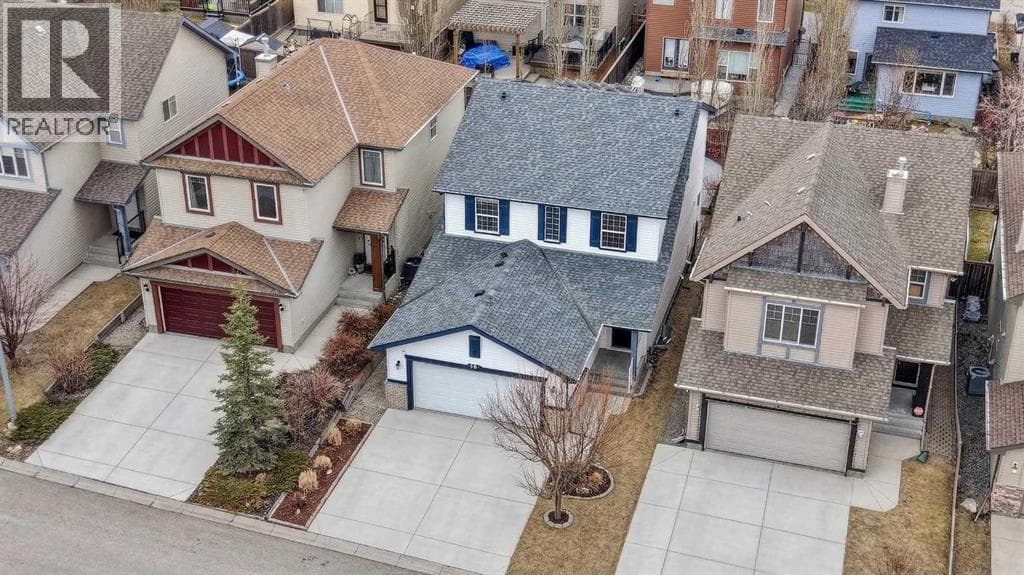 99 Evansbrooke Manor NW — photo 2