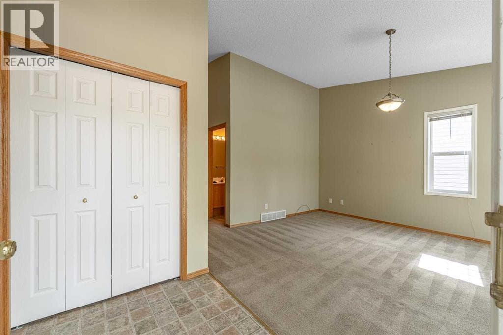44 Prestwick Pond Terrace SE — photo 4