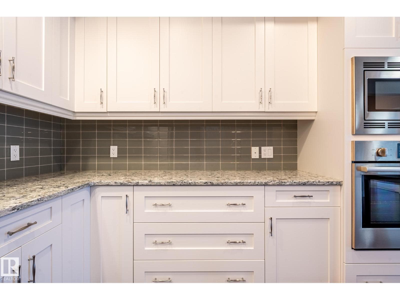 #706 200 Bellerose DR — photo 5