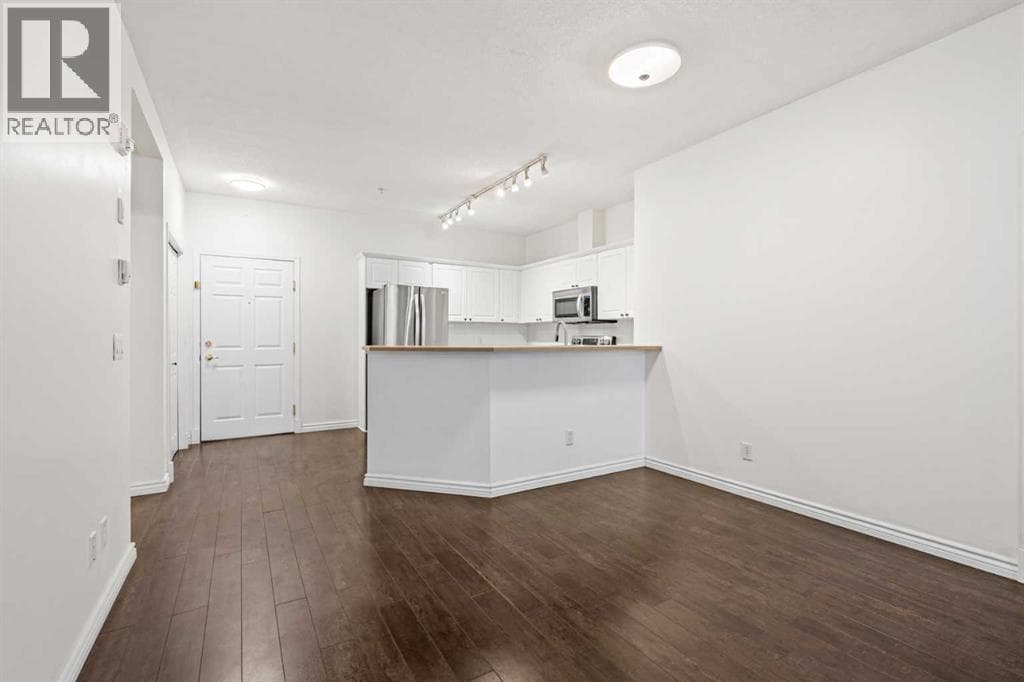 117, 126 14 Avenue SW — photo 5