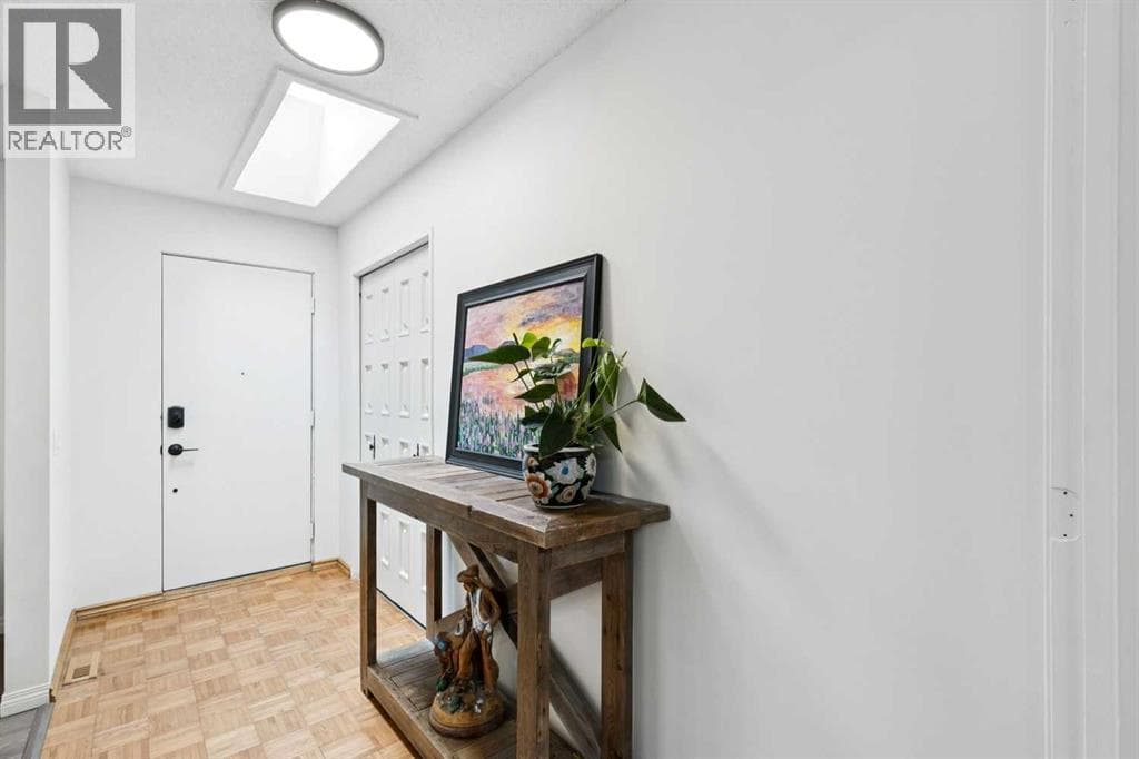 119 Dalhurst Way NW — photo 3