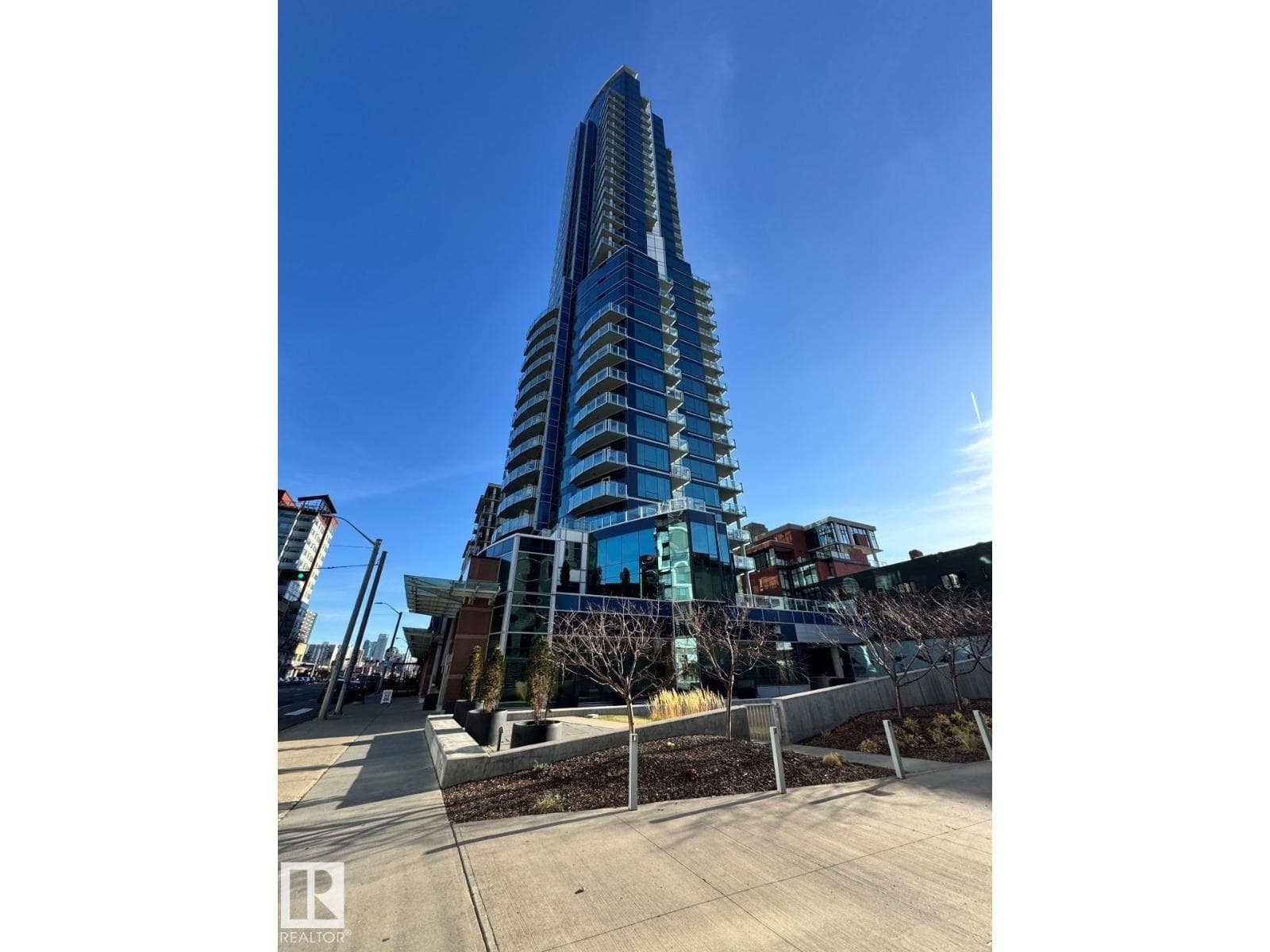 #505 11969 JASPER AV NW