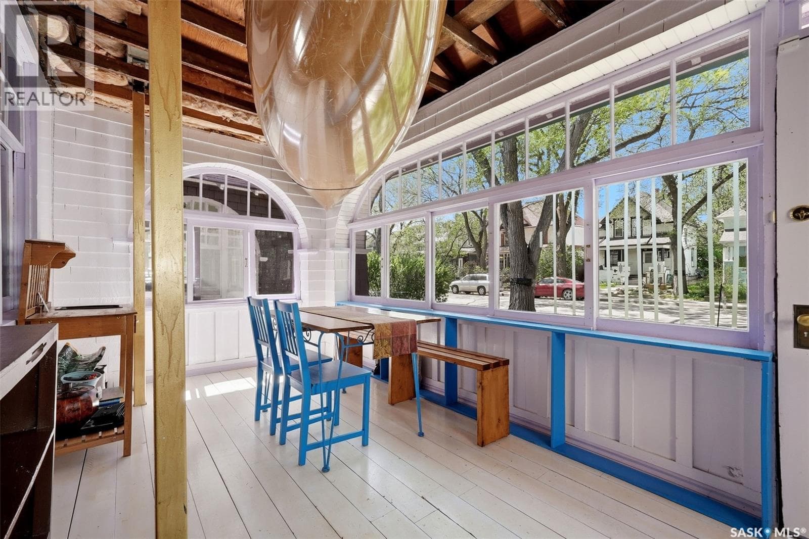2035 Robinson STREET — photo 3