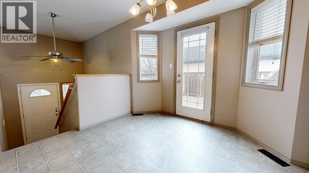 6322 88A Street — photo 2