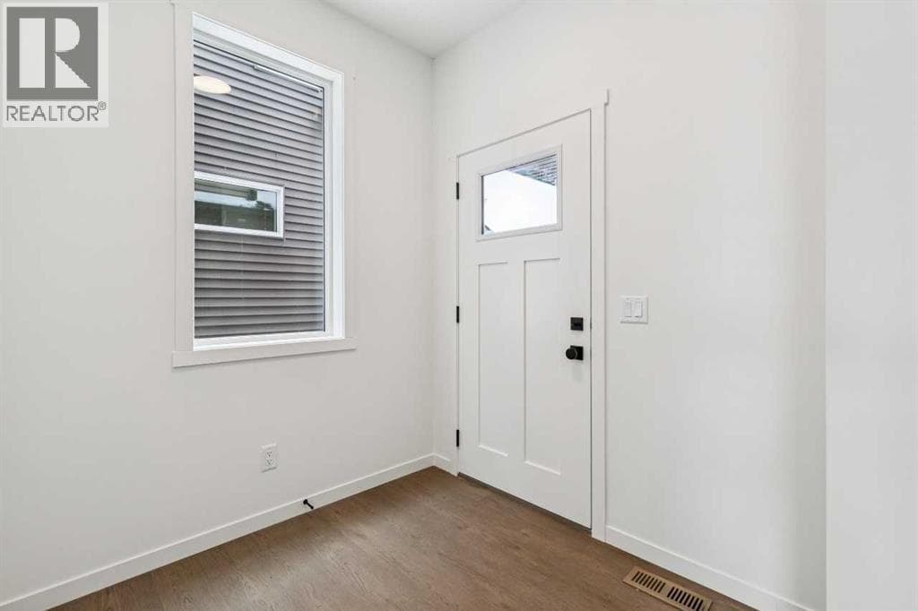 208 Southborough Common — photo 3